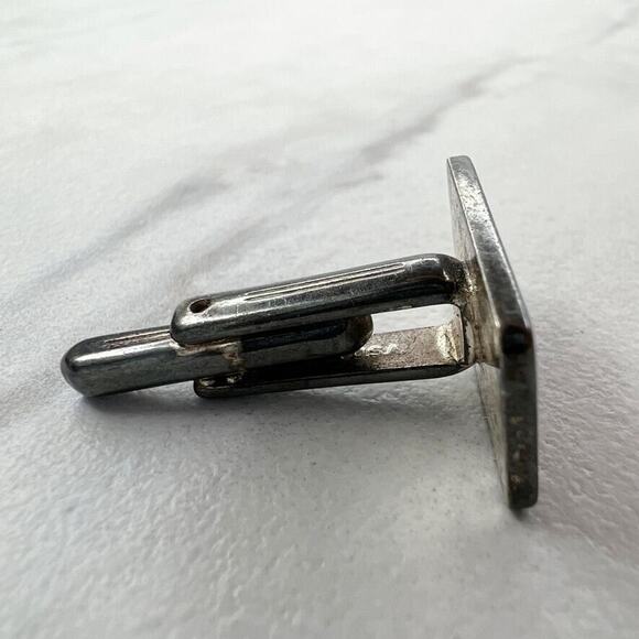 Hickok USA Vintage Silver Tone Single Cufflink - Picture 4 of 6